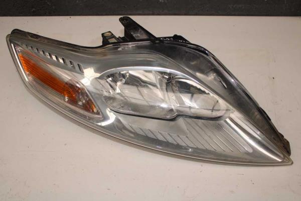 PHARE DROIT FORD - Vue 1